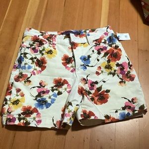 Gloria Vanderbilt floral jean shorts